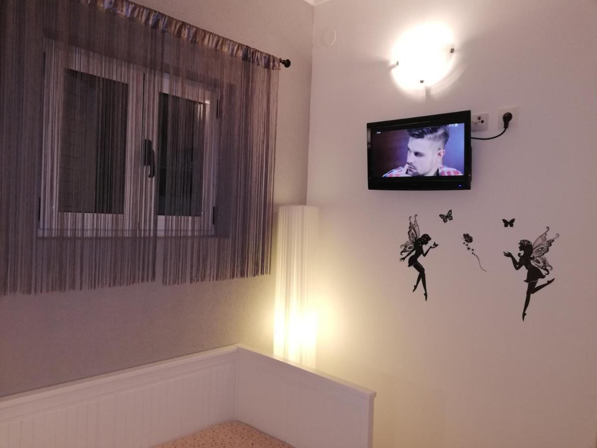 Hotel Apartman Komadina Makarska Exterior foto